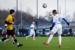 Mecz Centralnej Ligi Juniorów U-15 w piłce nożnej: Unia Tarnów - AP TOP 54 Biała Podlaska